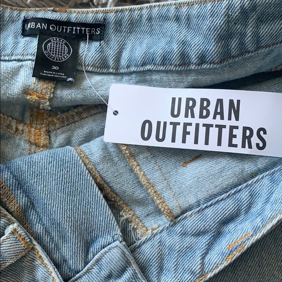 Urban Outfitters Denim Shorts Size 28 - Picture 4 of 7